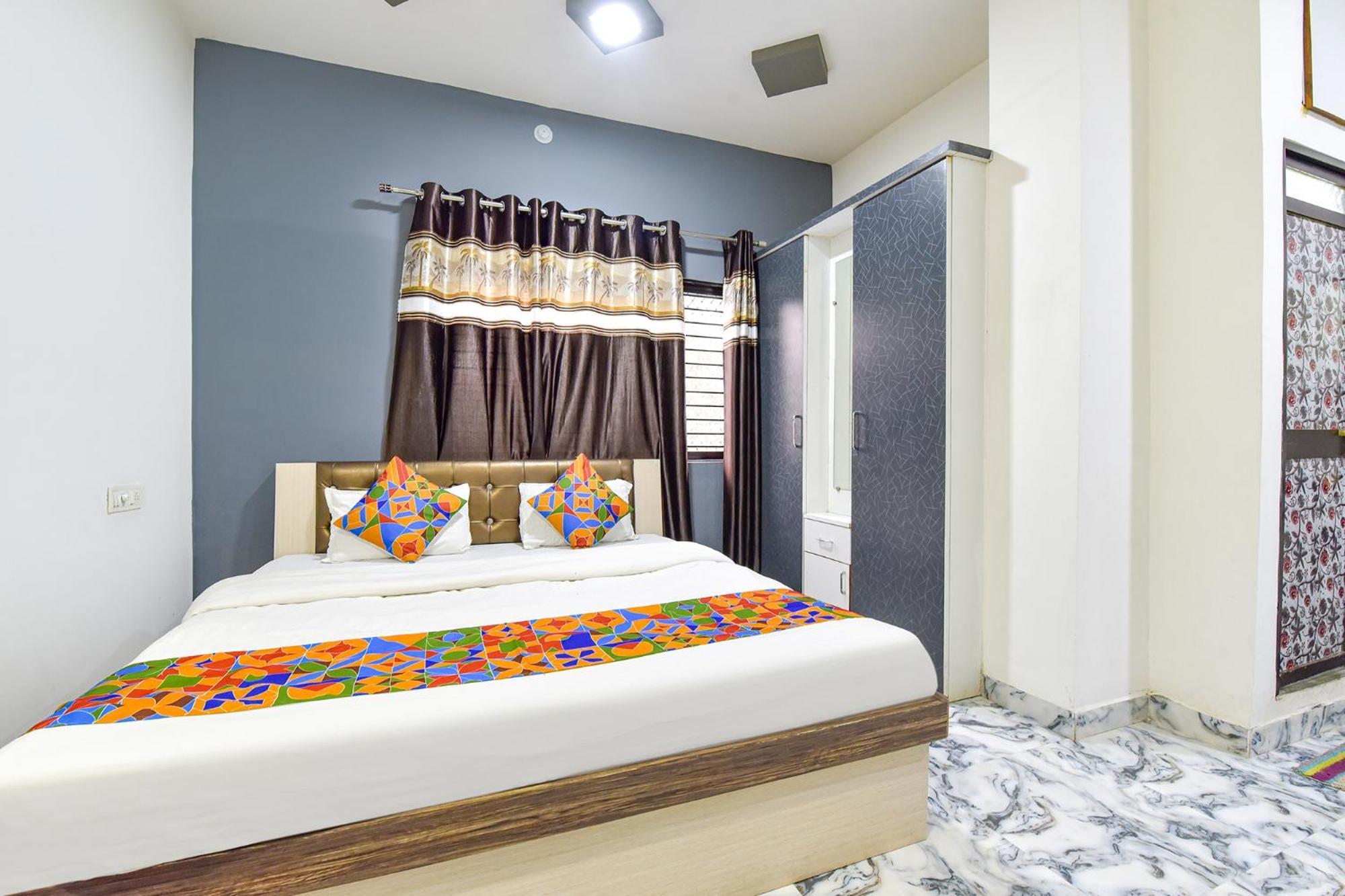 Fabexpress Soni Palace Ujjain Extérieur photo