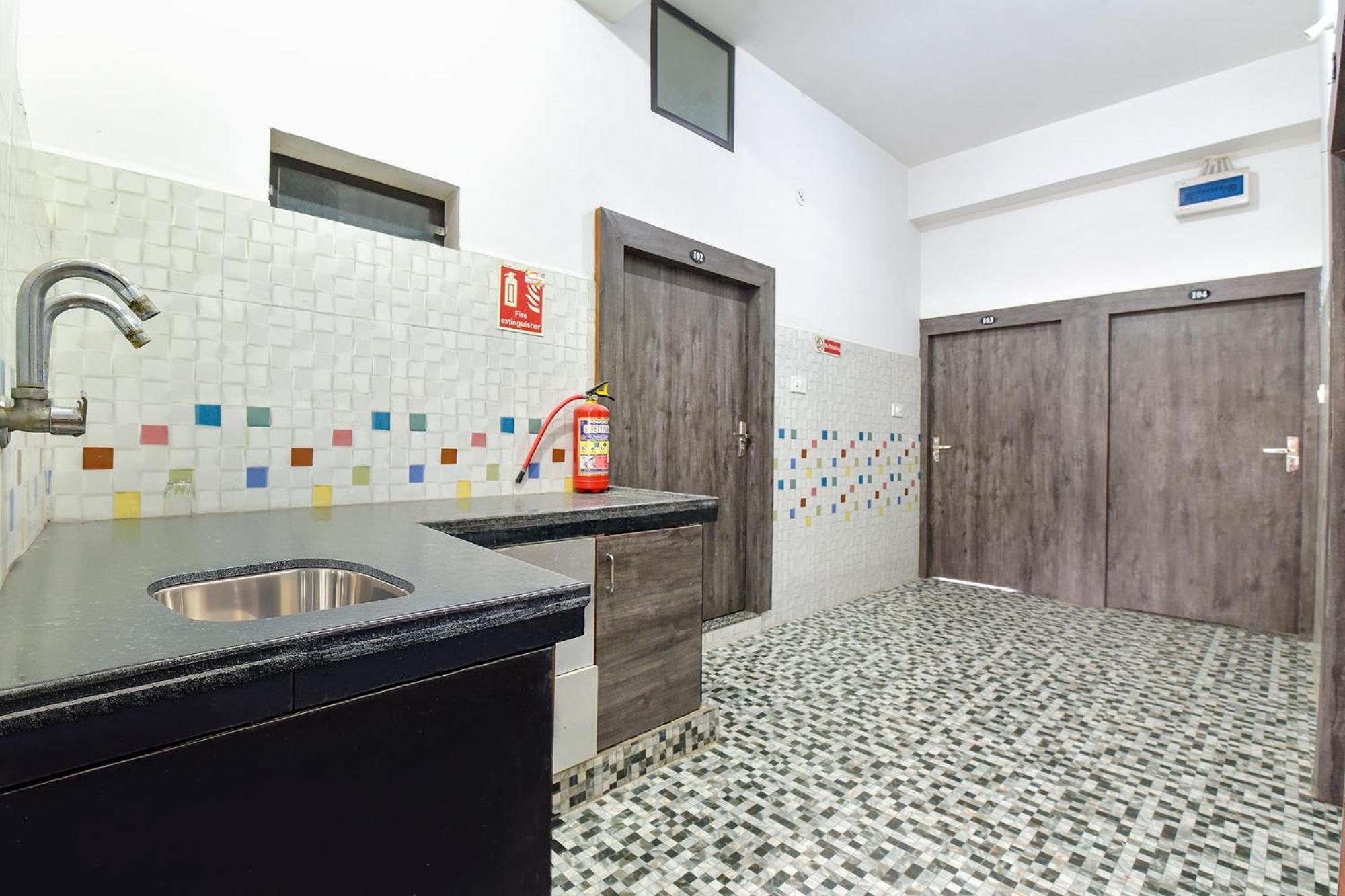 Fabexpress Soni Palace Ujjain Extérieur photo